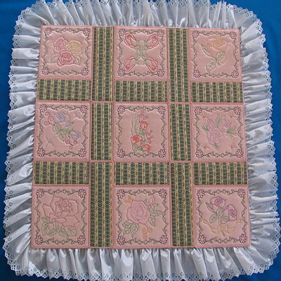 Trapunto Flower Quiltblocks