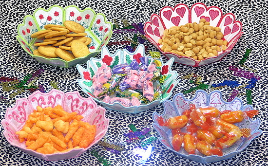 Mixed Appliqu Side Plates Set