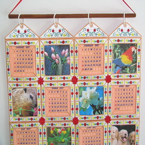 Interchangeable Applique Wall Calendar